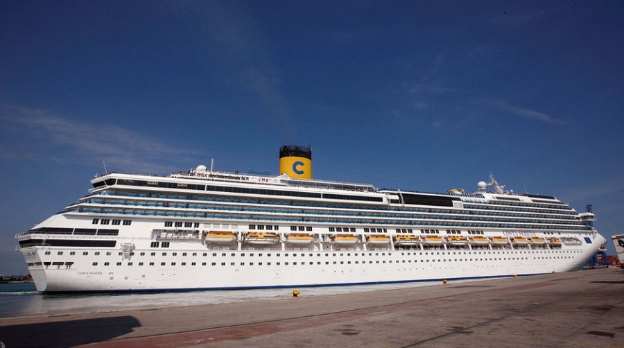 La Unidad de Cruceros de Trasmediterranea opera 207 buques en Valencia durante 2013