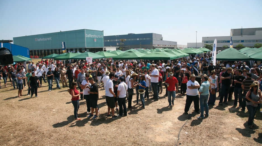 La CE ultima un reglamento sobre pol&iacute;tica portuaria que excluye al sector de la estiba