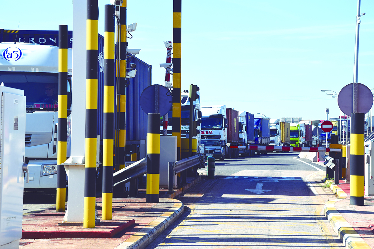 Los transportistas denuncian las condiciones de trabajo impuestas por las terminales.