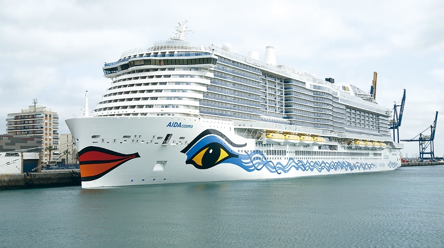 El crucero ha batido el récord con 6.717 pasajeros a bordo.