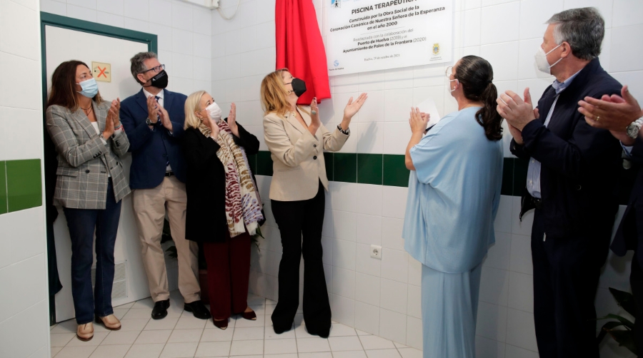 El Puerto de Huelva participa en las obras de la piscina terap&eacute;utica de Aspapronias