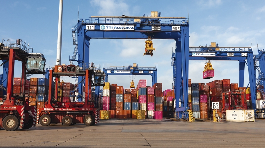 Kalmar se adjudica el mantenimiento de las grúas STS y ASC de TTI Algeciras