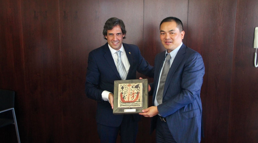 Shanghai Justep Industrial visita Paterna tras su adhesi&oacute;n a la Zona Franca Comunitat Valenciana