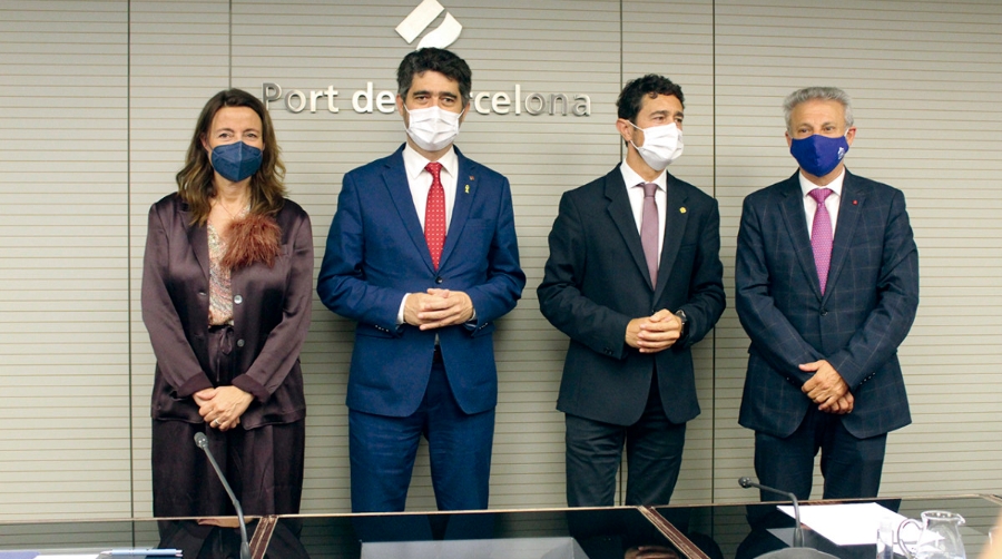 &ldquo;El Port de Barcelona pasa de estar en muy buenas manos a otras muy buenas tambi&eacute;n&rdquo;