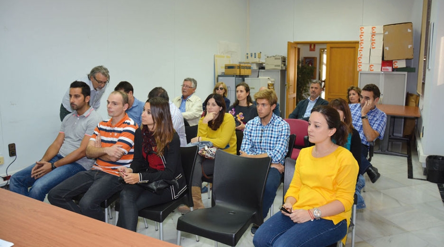 El M&aacute;ster en Gesti&oacute;n Aduanera de la UCV se presenta como referente formativo del sector