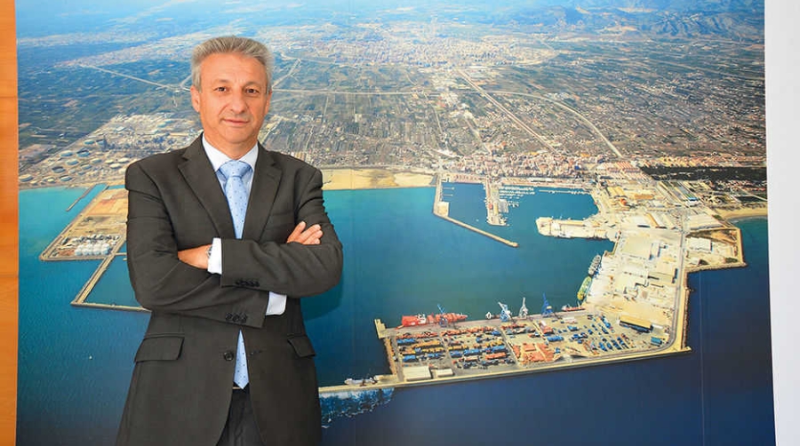 F. Toledo: &quot;La apuesta por la diversificaci&oacute;n nos ha llevado a ser uno de los puertos m&aacute;s equilibrados&quot;