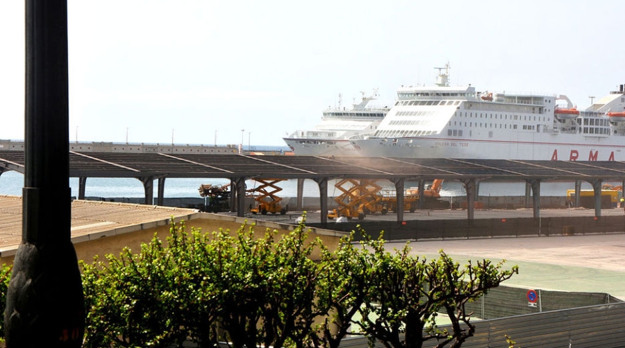La construcci&oacute;n de la estaci&oacute;n de cruceros en el puerto tinerfe&ntilde;o avanza a buen ritmo