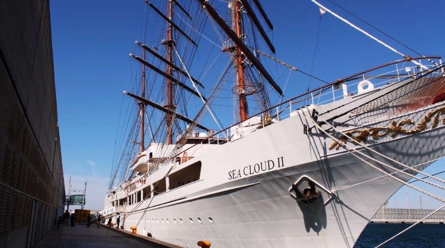 El crucero &quot;Sea Cloud II&quot; durante su &uacute;ltima escala en Alicante.