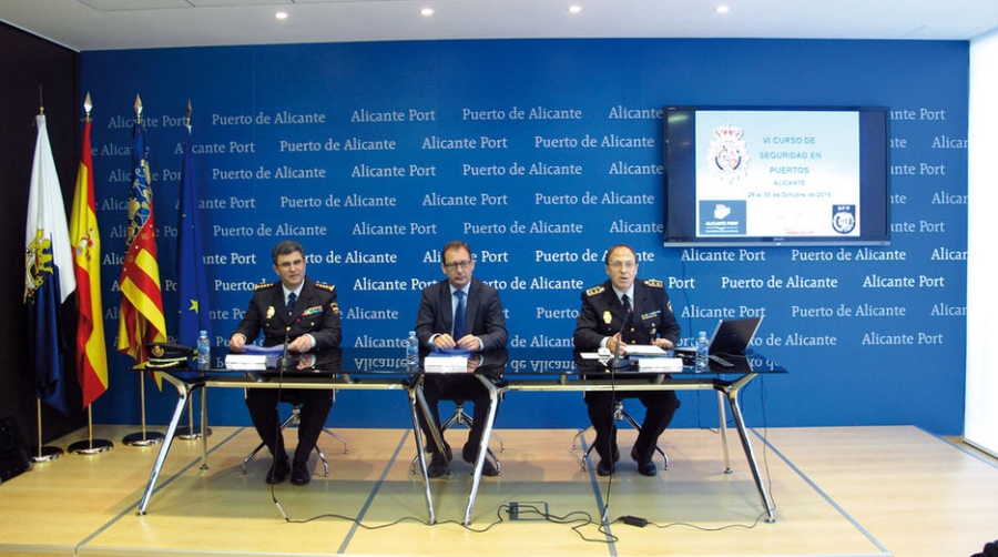 El Puerto de Alicante acoge el &quot;VI Curso de Seguridad en Puertos&quot;