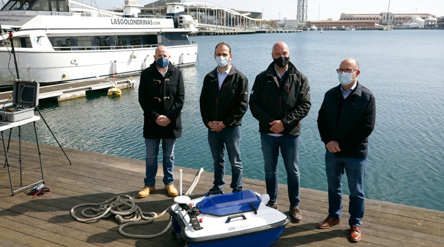 El Port Barcelona pone a prueba sus labores de hidrograf&iacute;a con un dron acu&aacute;tico