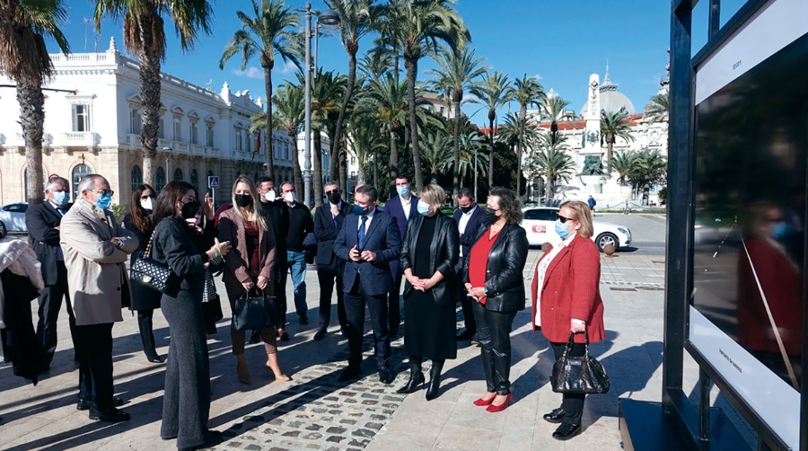 Cartagena acoge una exposici&oacute;n para homenajear al sector del transporte