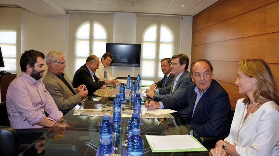 Valenciaport y Ayuntamiento acuerdan que la ordenaci&oacute;n viaria sur no incluya pasos elevados