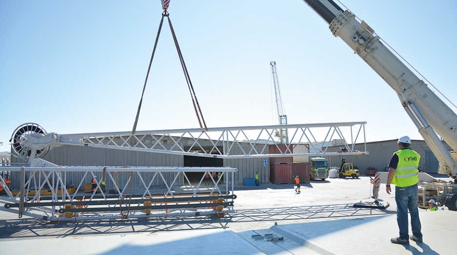TMG recibe su nueva gr&uacute;a Liebherr LHM420 que estar&aacute; operativa el pr&oacute;ximo 15 de agosto