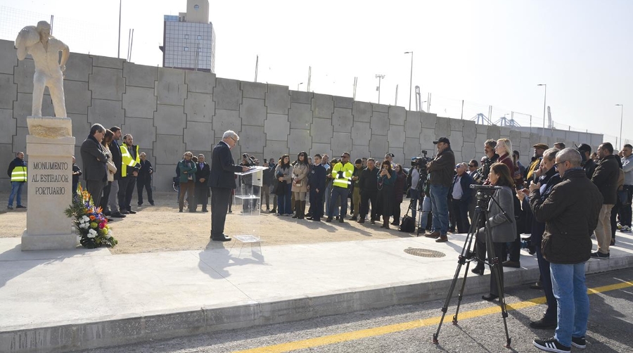 El sector de la estiba en Valencia pone el foco en la seguridad y salud laboral