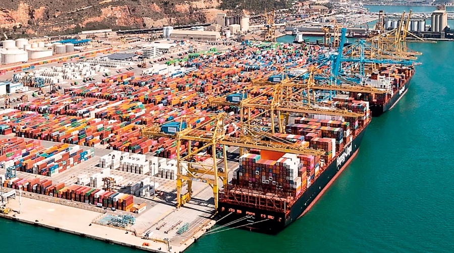 El tráfico de contenedores se mantiene estable, pero la evolución por puertos evidencia la sensibilidad del sector a los cambios en el comercio mundial.