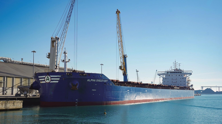 Los tráficos del Port de Tarragona crecen un 13,1% en noviembre