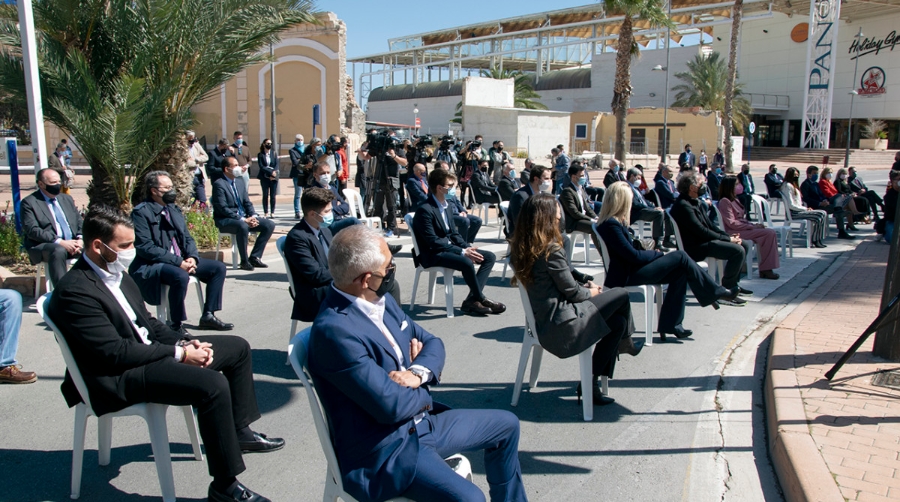 Alicante sella su v&iacute;nculo permanente con Perfecto Palacio De la Fuente