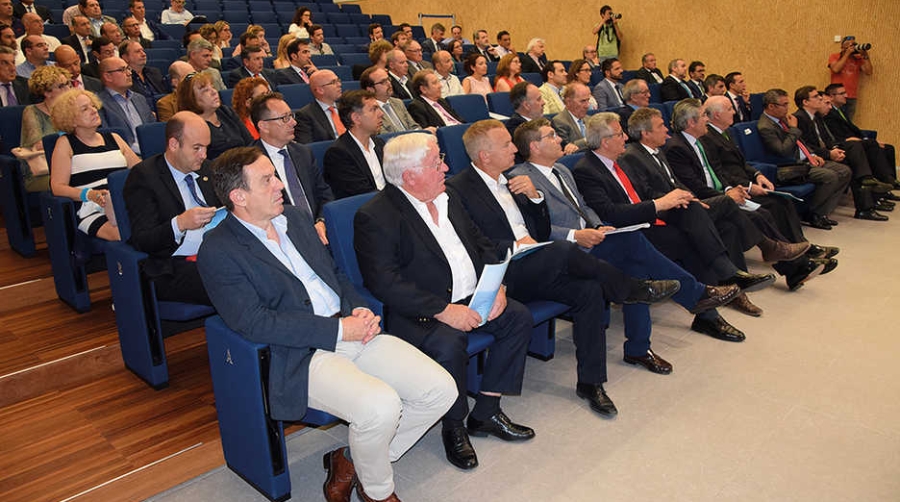 A. Utor: &quot;La rentabilidad pasa por la justicia social y la protecci&oacute;n del medio ambiente&quot;