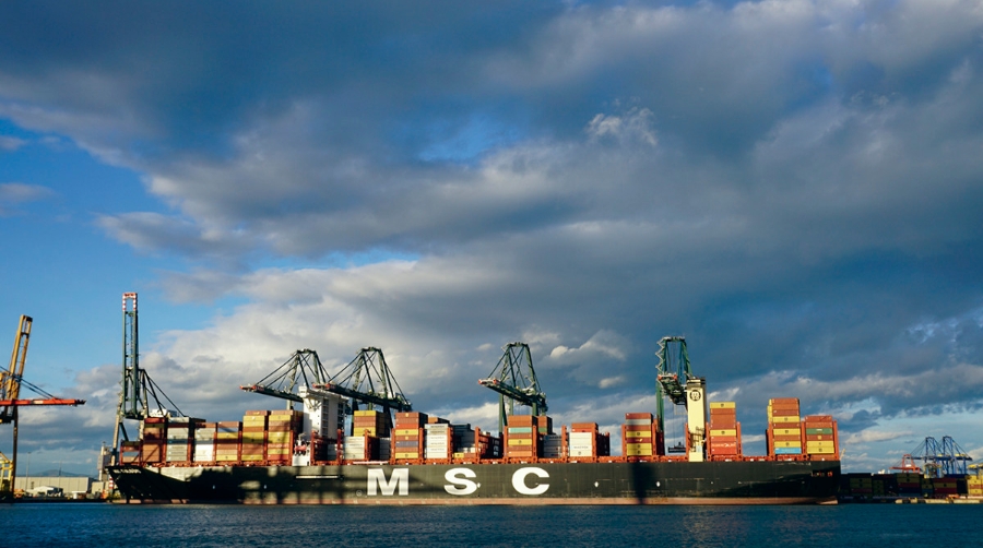 9.691 movimientos: nuevo r&eacute;cord en el puerto de Valencia