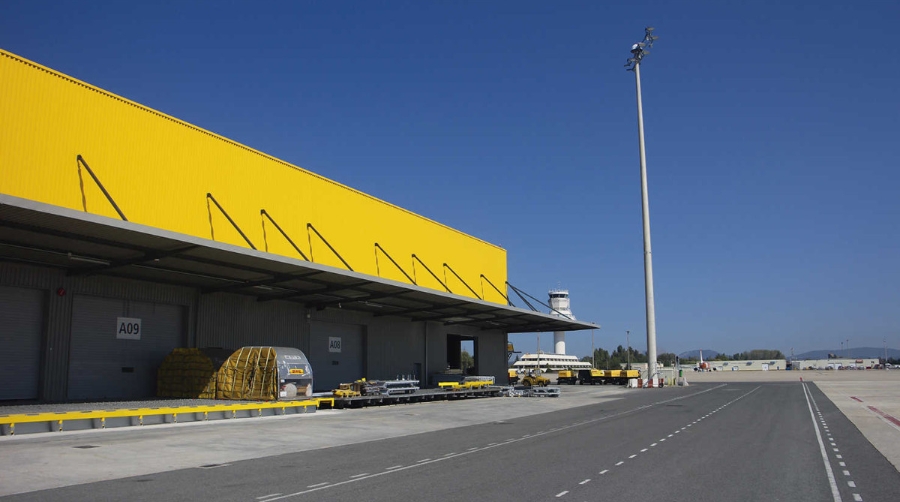 El aeropuerto de Foronda ganar&aacute; competitividad con la recuperaci&oacute;n del H24 desde el 25 de abril