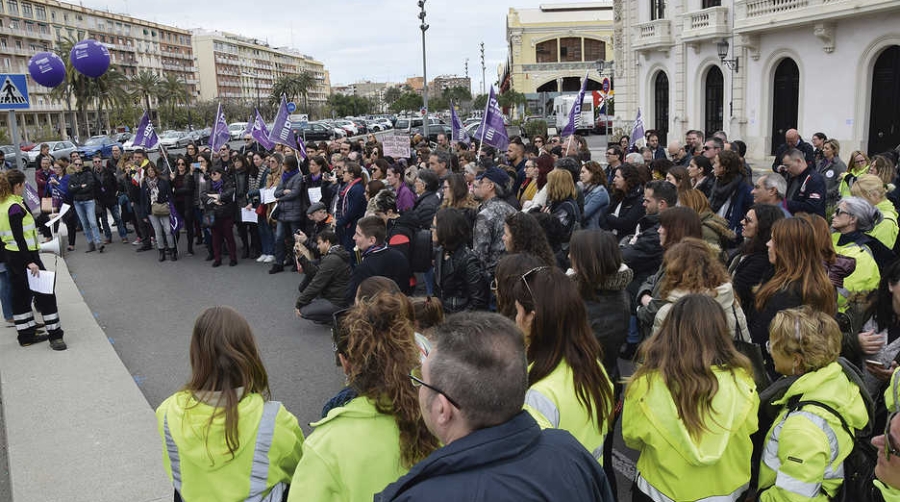 Las mujeres reivindican su papel protagonista en el sector del transporte y la log&iacute;stica
