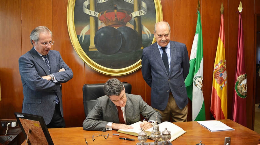 El jefe de la Oficina Econ&oacute;mica de Moncloa visita la Zona Franca de C&aacute;diz