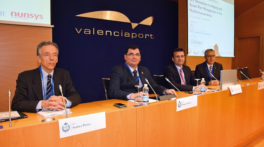 Valenciaport explica su modelo de &quot;smart port&quot;