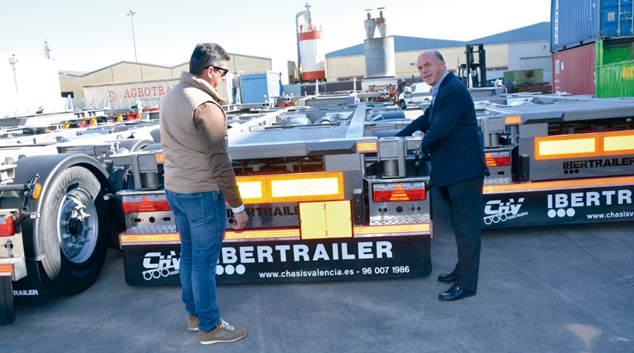 Chasis Valencia entrega a Tom&aacute;s Company seis nuevos portacontenedores extensibles