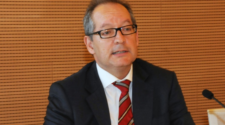 J. Ronda:&nbsp;&quot;El Puerto de Valencia confiere una proyecci&oacute;n singular al M&aacute;ster en Gesti&oacute;n Aduanera de la UCV&quot;