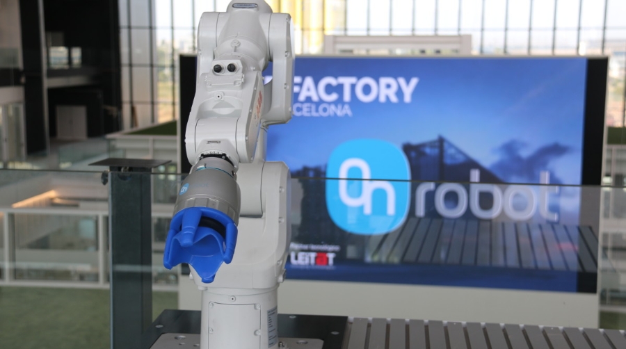 DFactory inicia la actividad del laboratorio de rob&oacute;tica con OnRobot