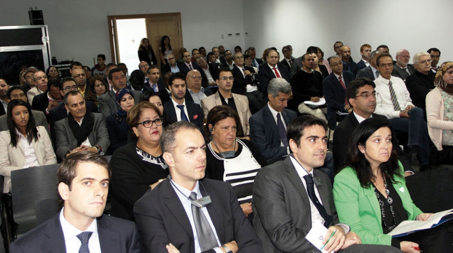 La presentaci&oacute;n de los puertos de Barcelona y T&aacute;nger Med re&uacute;ne a m&aacute;s de cien empresarios