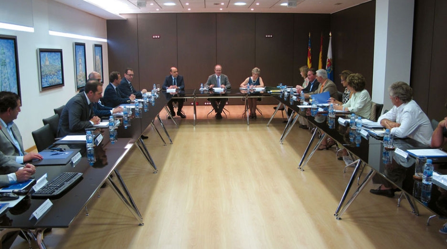El consejo del Puerto de Alicante ampl&iacute;a la concesi&oacute;n de TMS a cambio de inversiones