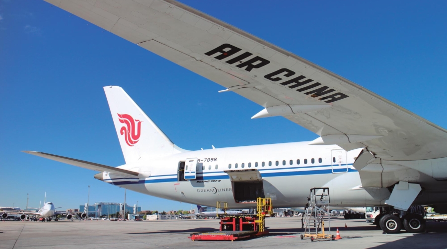 Air China crece un 200% y renueva por 3 años su acuerdo de handling en Madrid con WFS