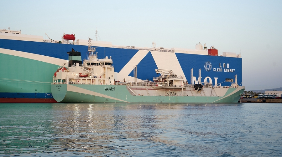 Axpo completa su primer bunkering de bio-GNL en Barcelona