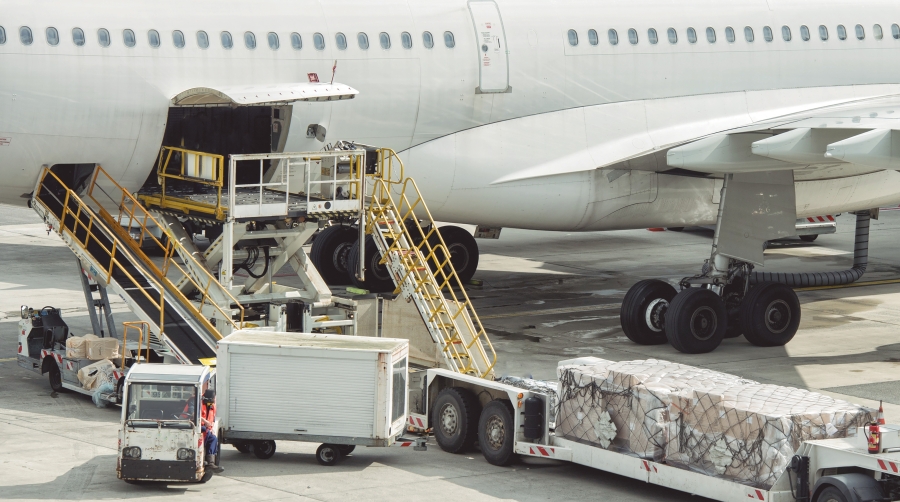 Las aerolíneas tienen que trabajar con un calendario de operaciones reducido.