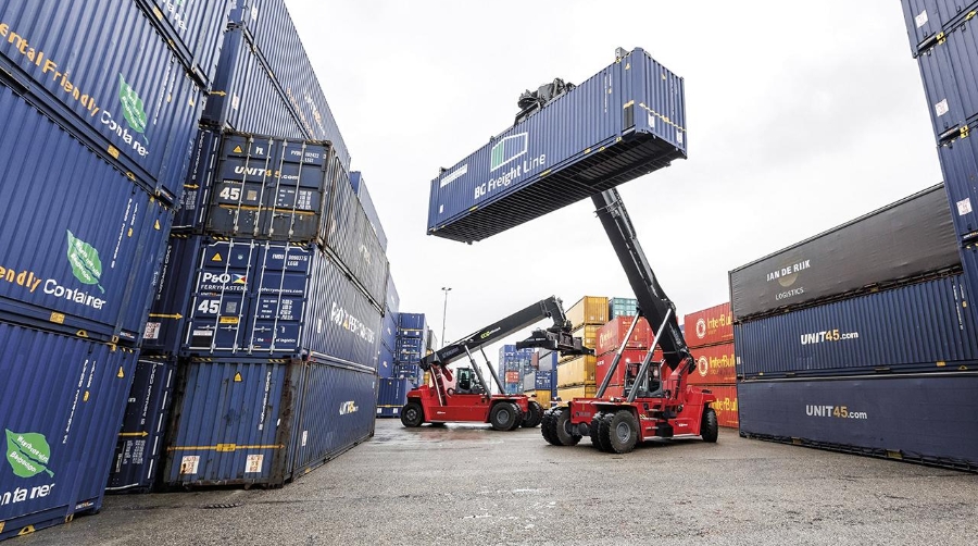 Kalmar entregará nueve carretillas pórtico híbridas en la terminal DP World Antwerp Gateway