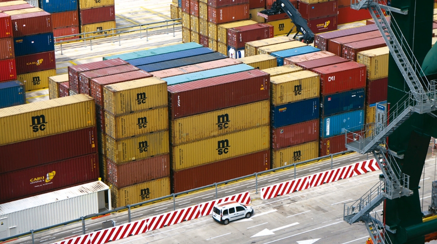 La estiba, ante la disyuntiva de redactar la cuarta versi&oacute;n del V Acuerdo o ignorar a la CNMC