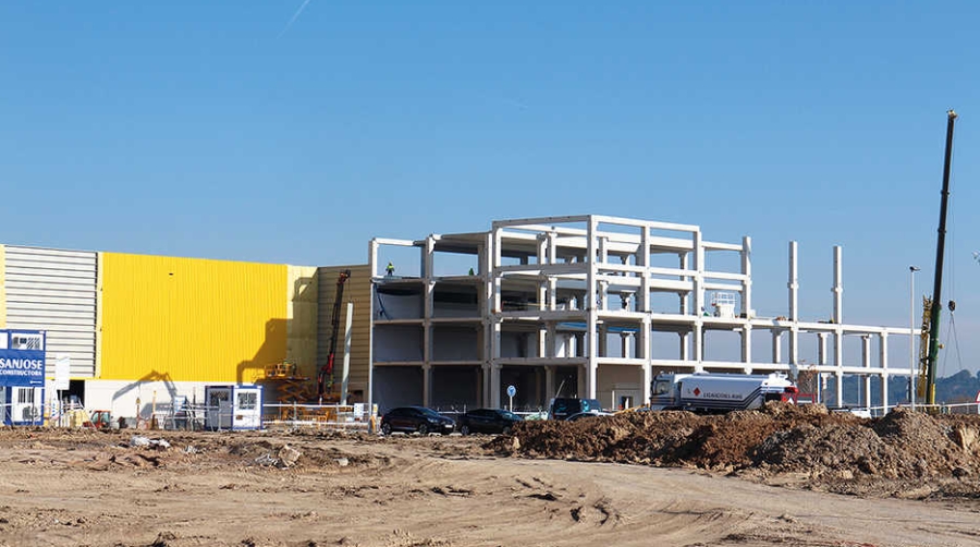 DHL acelera en la construcci&oacute;n de su nueva plataforma del Aeropuerto Madrid-Barajas