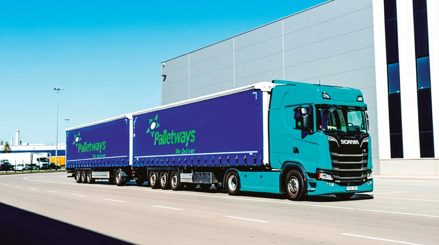 Vía Galicia Transportes se posiciona como una de las empresas gallegas pioneras en la implantación de vehículos HCT aplicados a la paletería urgente.