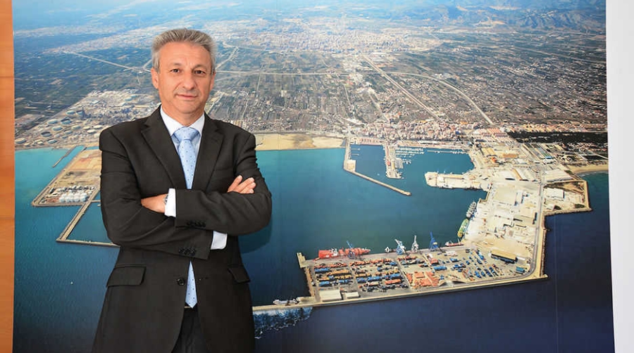 "El futuro del Puerto de Castell&oacute;n pasa por la cer&aacute;mica, sin duda"
