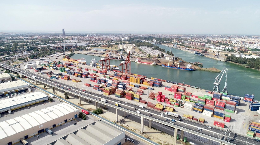 En marcha los desvíos que conectan SE-40 y SE-30 con el Puerto de Sevilla
