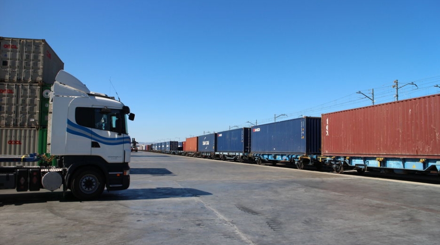 Las leyes de Carreteras y del Sector Ferroviario prosiguen con su acelerada tramitaci&oacute;n