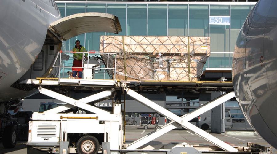 El transporte a&eacute;reo internacional de mercanc&iacute;as mantiene su aton&iacute;a durante el mes de mayo