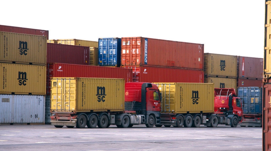 La CNC no ve claro que sea imperioso que un cami&oacute;n requiera de autorizaci&oacute;n en los puertos