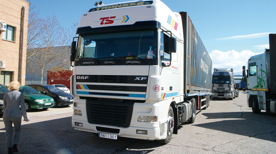 El Gobierno redobla las interpretaciones para aclarar qu&eacute; pasa con la log&iacute;stica en el RDL