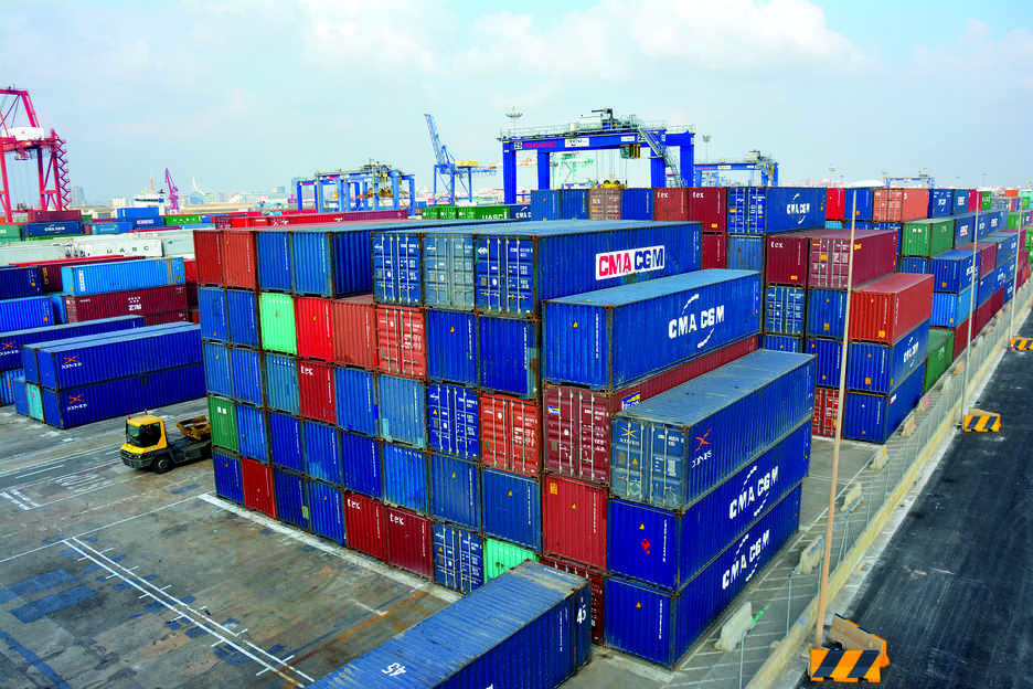 El tr&aacute;fico de TEUs de exportaci&oacute;n llenos crece un 7,7% hasta febrero en los puertos de la APV