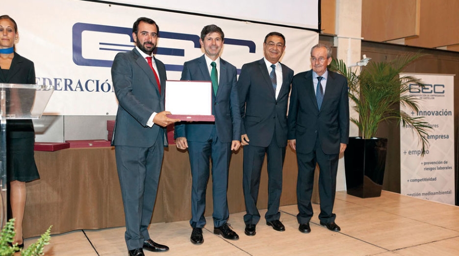 Portsur Castell&oacute;n recibe la distinci&oacute;n de la CEC