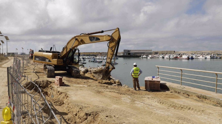 La Junta invertir&aacute; 2,4 millones de euros en los puertos andaluces