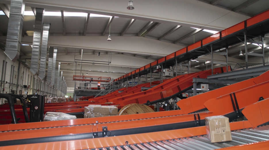 El volumen de env&iacute;os del servicio de postal tradicional cay&oacute; un 6,5% respecto al a&ntilde;o anterior.