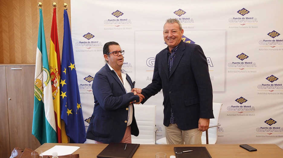 CLH pone a disposici&oacute;n del puerto de Motril sus medios anticontaminaci&oacute;n